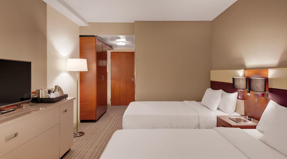 Courtyard By Marriott Zurich North Hotel Esterno foto